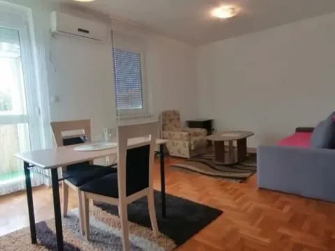 Izdavanje, garsonjera, 30m², Salajka, Novi Sad Sve Podlokacije - image 10