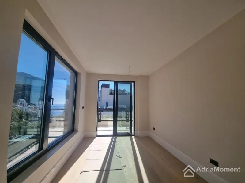 Prodaja, dvosoban stan, 113m², Bečići, Budva