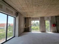 Izdavanje, poslovni prostor, 1400m², Veternik, Novi Sad Sve Podlokacije - image 4