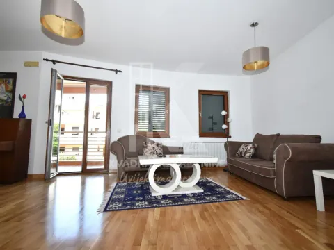 Izdavanje, dvosoban stan, 78m2, Gorica C, Podgorica Izdavanje, dvosoban stan, 78m2, Gorica C, Podgorica