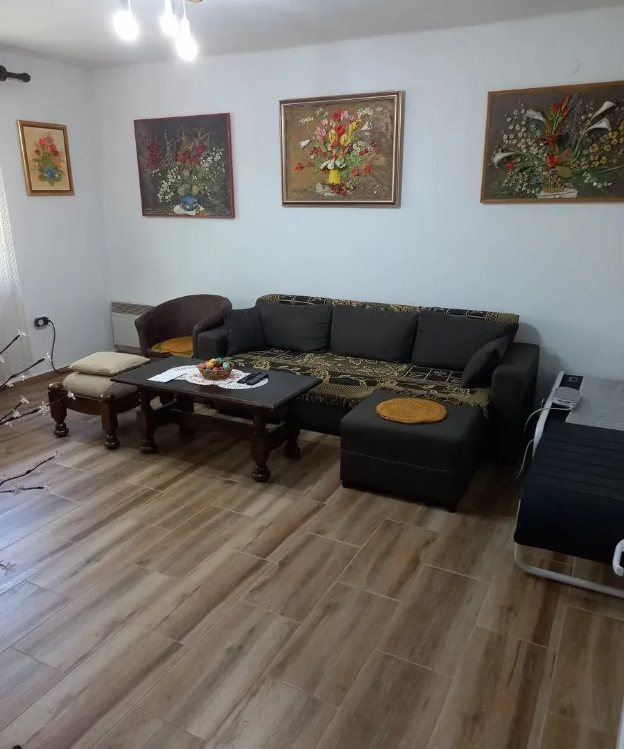 Sale, two bedroom apartment, 70m², Lekino Brdo, Voždovac Sve Podlokacije