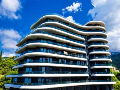 Sale, apartment, 77m², Bečići, Budva - image 1