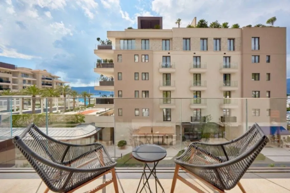 Prodaja, dvosoban stan, 136m², Porto Montenegro, Tivat