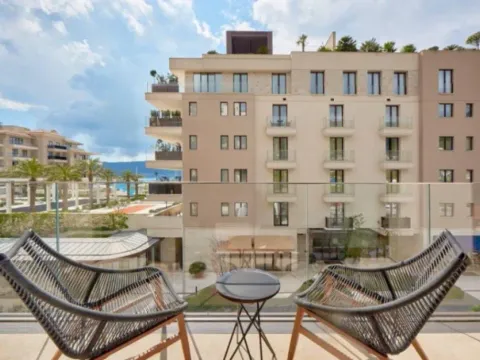 Prodaja, dvosoban stan, 136m², Porto Montenegro, Tivat - image 7