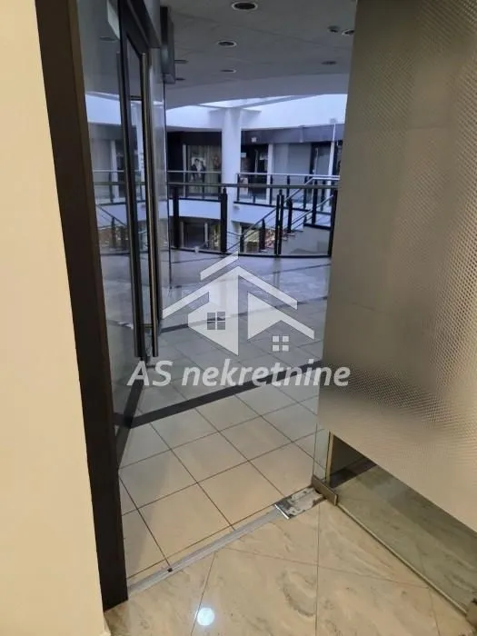Sale, office space, 20m², Savski Venac, Beograd