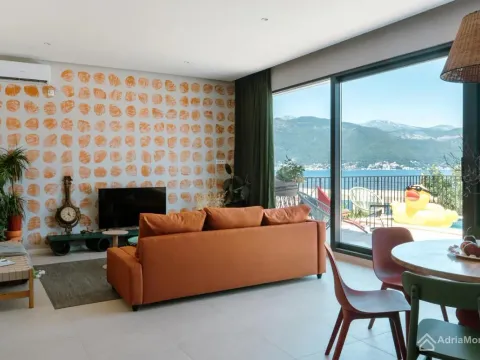 Prodaja, kuća, 200m², Tivat, Crna Gora - image 3