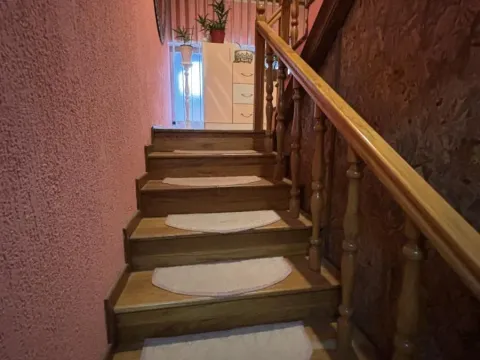 Prodaja, kuća, 274m², Tavrića obori, Jagodina - image 7