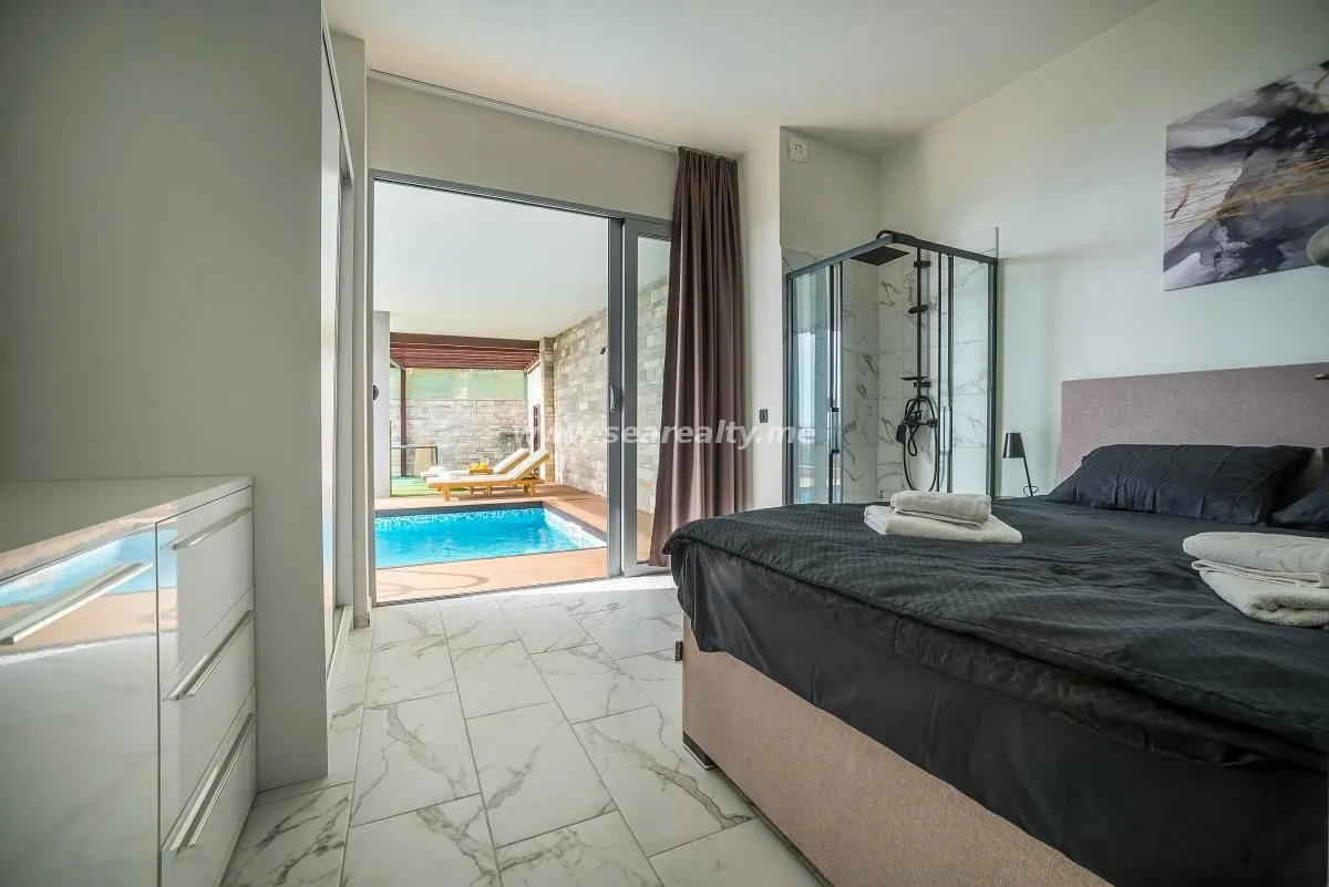 Prodaja, kuća, 280m², Tivat, Crna Gora
