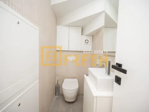 Sale, three bedroom apartment, 135m², Master Kvart, Podgorica - image 18