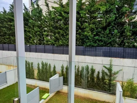 Rent, house, 250m², Savski Venac, Beograd - image 11