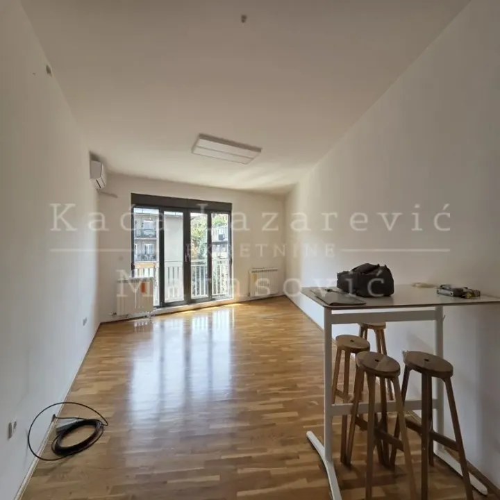 Prodaja, trosoban stan, 75m², Bulbulder, Zvezdara Sve Podlokacije