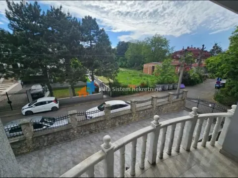 Rent, four bedroom apartment, 120m², Savski Venac, Beograd - image 22