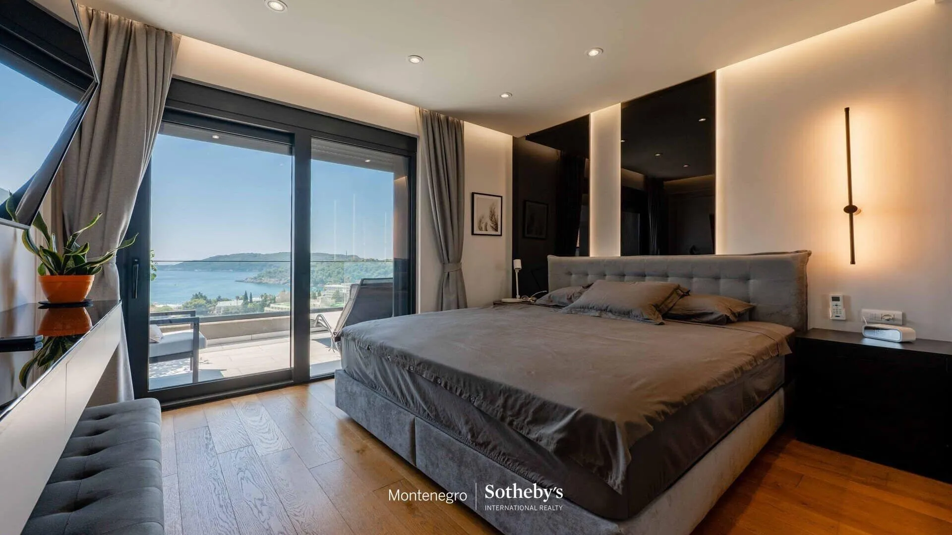 Sale, three bedroom apartment, 125m², Bečići, Budva