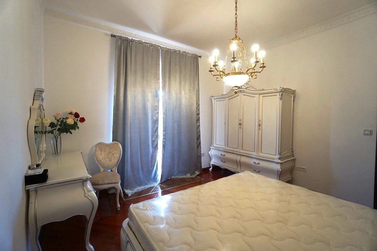 Prodaja, kuća, 324m², Radovići, Tivat