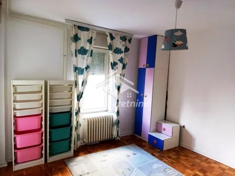 Izdavanje, trosoban stan, 86m², Crveni Krst, Beograd - image 11