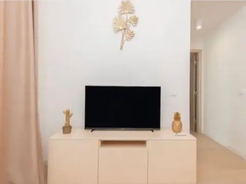 Stan-na-dan, jednosoban stan, 50m², Kalimanj, Tivat - image 9