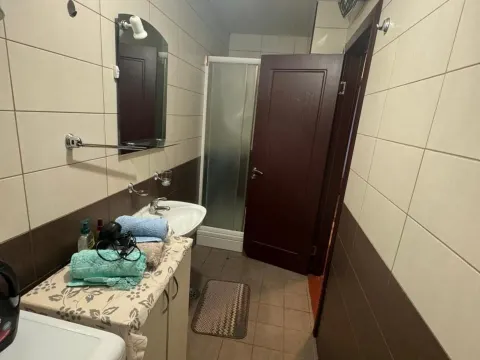 Izdavanje, jednosoban stan, 40m², City Kvart, Podgorica - image 4