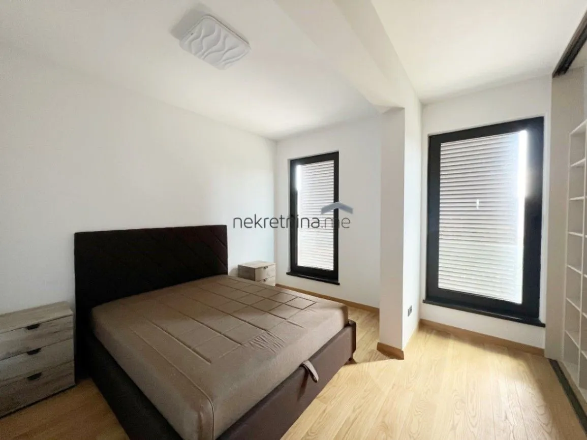 Prodaja, dvosoban stan, 86m², Centar, Podgorica