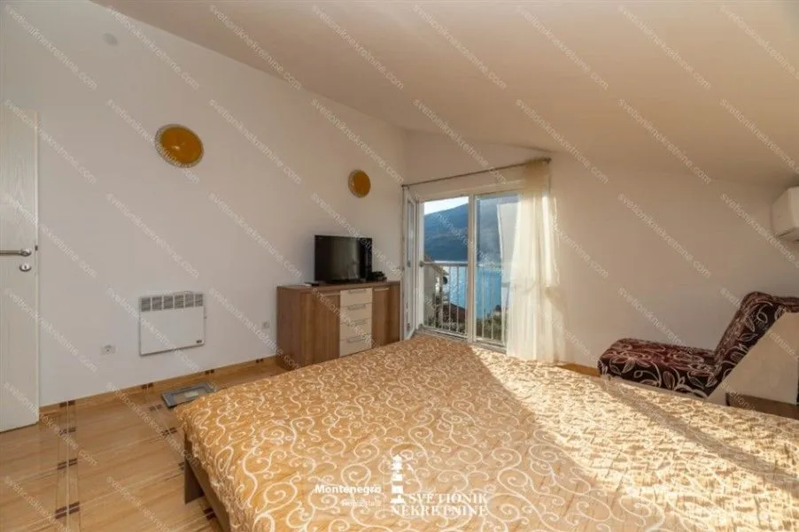 Prodaja, dvosoban stan, 65m², Đenovići, Herceg Novi