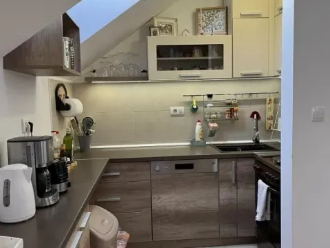 Prodaja, četvorosoban stan, 77m², Bulevar patrijarha Pavla, Novi Sad Sve Podlokacije - image 4