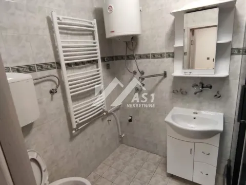 Izdavanje, dvosoban stan, 50m², Bulevar Oslobodjenja, Novi Sad Sve Podlokacije - image 8