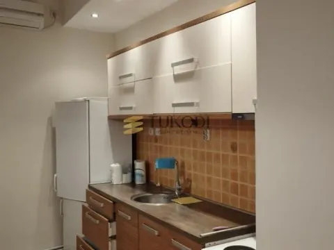 Izdavanje, jednosoban stan, 40m², Kalenić Pijaca, Vračar Sve Podlokacije - image 5