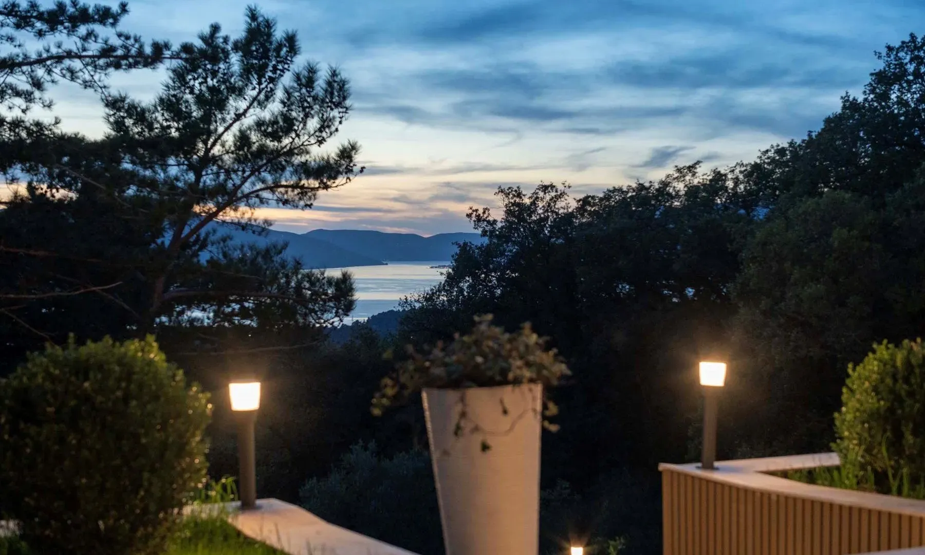Sale, house, 480m², Kavač, Kotor