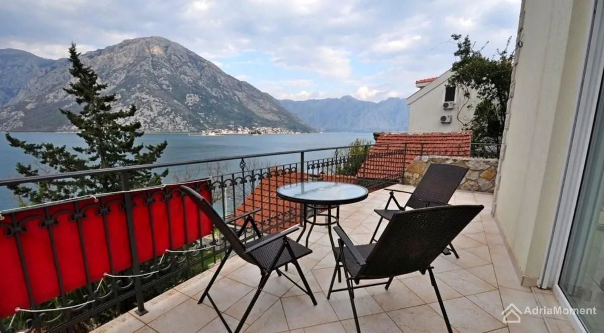 Sale, house, 424m², Kostanjica, Kotor