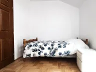 Rent, house, 180m², Tološi, Podgorica - image 37