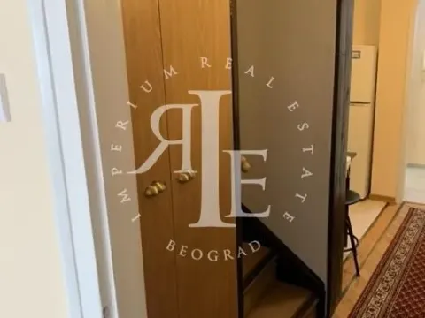 Izdavanje, trosoban stan, 73m², Stari Grad, Beograd - image 12