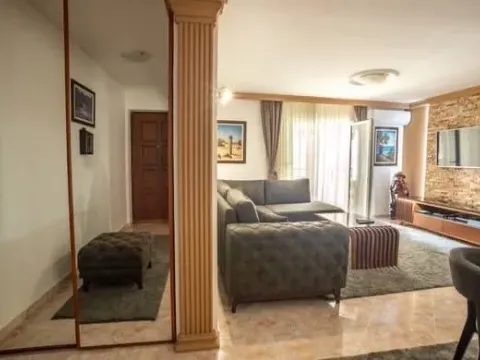 Sale, two bedroom apartment, 68m², Centar, Budva - image 3