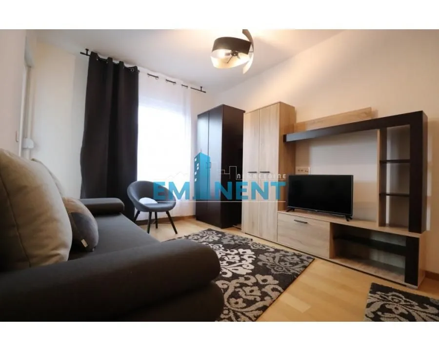 Izdavanje, stan, 40m², Zemun Gornji Grad, Zemun Sve Podlokacije