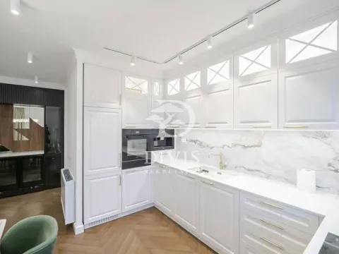 Prodaja, trosoban stan, 115m², Vračar Sve Podlokacije, Beograd - image 10