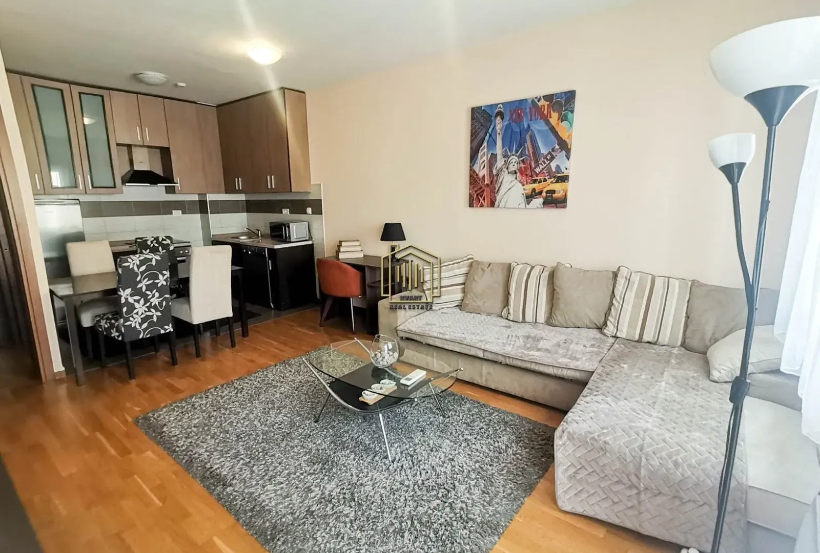 Izdavanje, jednosoban stan, 51m², City Kvart, Podgorica