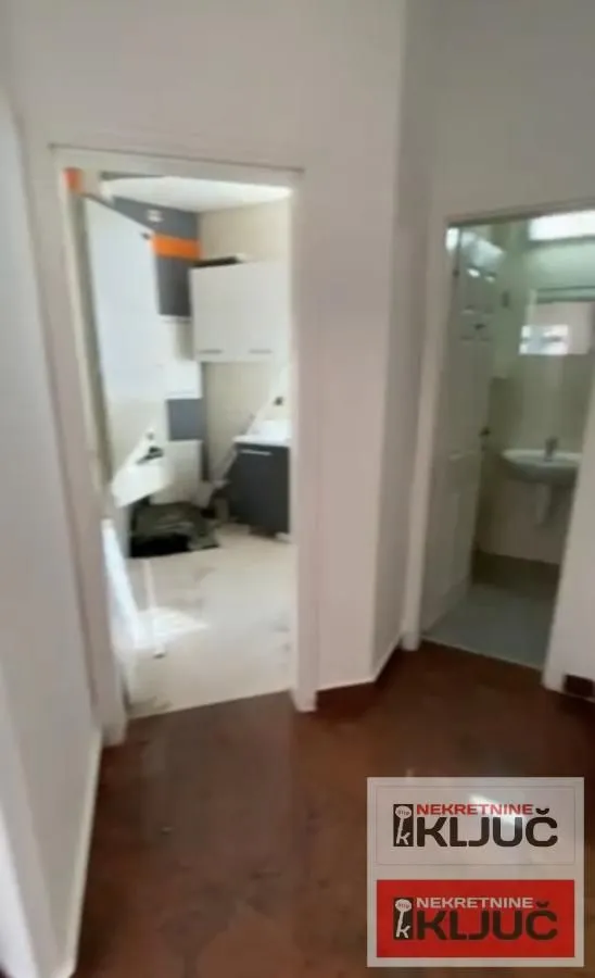 Rent, office space, 352m², Bulevar Oslobodjenja, Novi Sad Sve Podlokacije