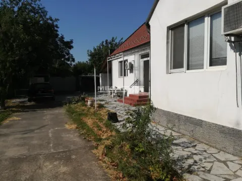 Prodaja, kuća, 181m², Zemun Gornji Grad, Zemun Sve Podlokacije - image 12