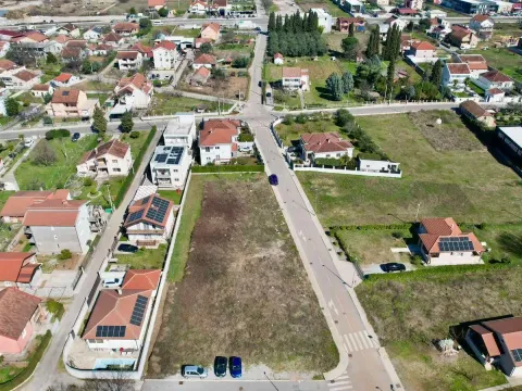 Prodaja, plac, 2122m², Podgorica, Crna Gora - image 1