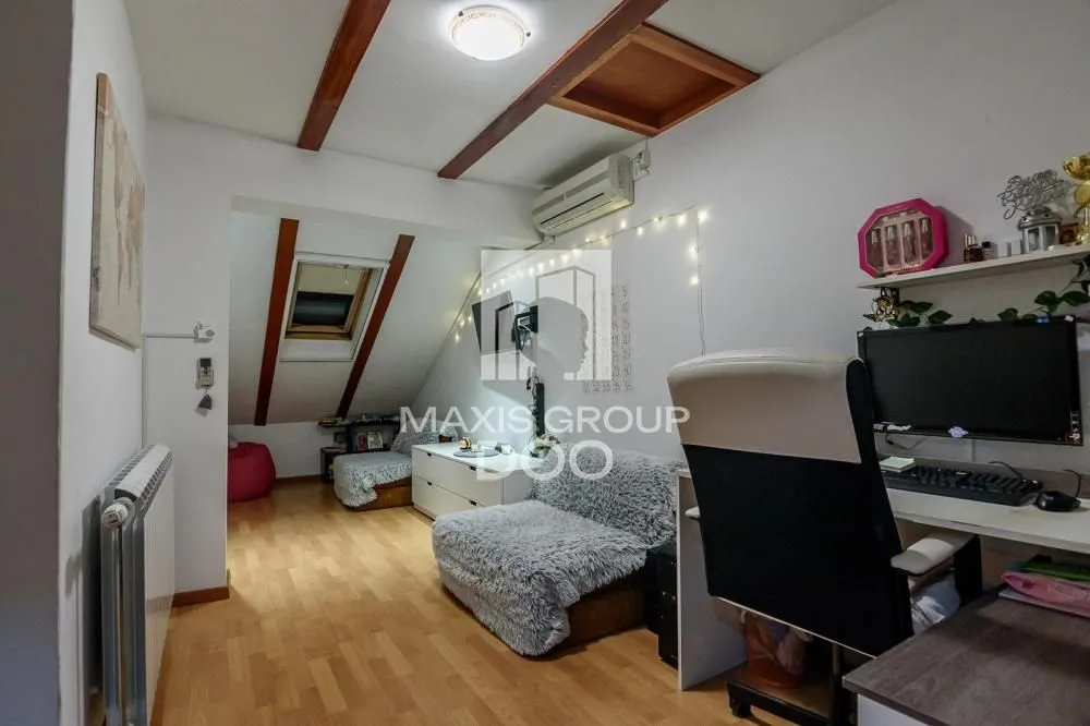 Prodaja, četvorosoban stan, 131m², Gundulićev Venac, Beograd
