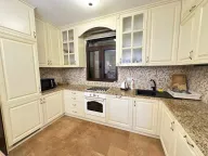 Prodaja, kuća, 183m², Zagrađe, Bar - image 9