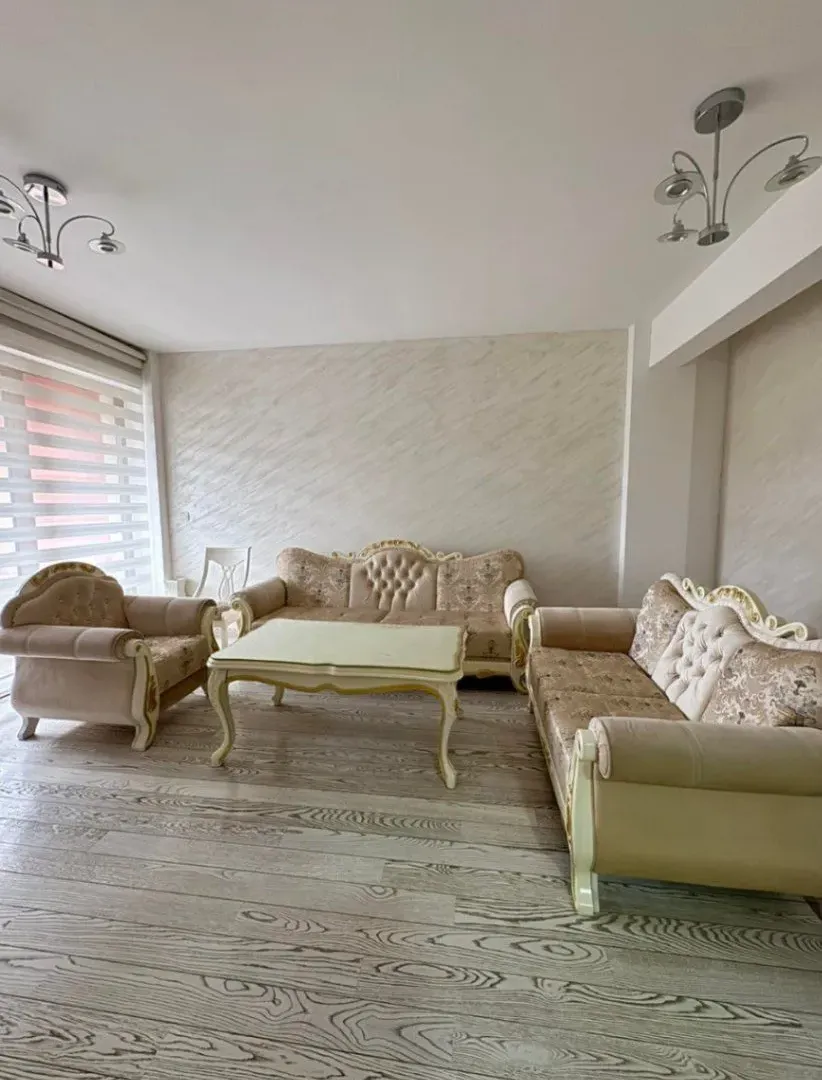 Izdavanje, trosoban stan, 95m², Kod Capital Plaze, Podgorica