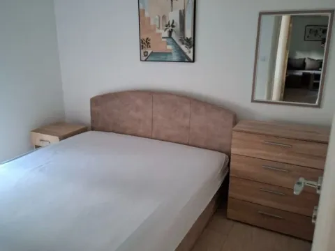 Izdavanje, dvosoban stan, 65m², Tološi, Podgorica - image 6