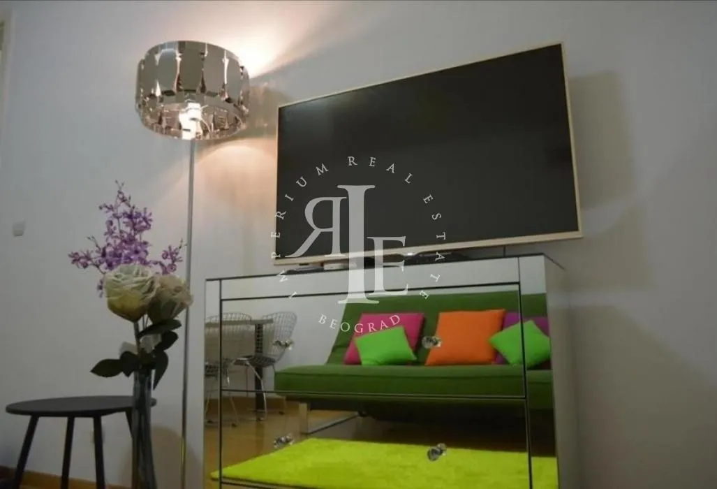Izdavanje, stan, 47m², Novi Beograd Blok 67, Novi Beograd Sve Podlokacije