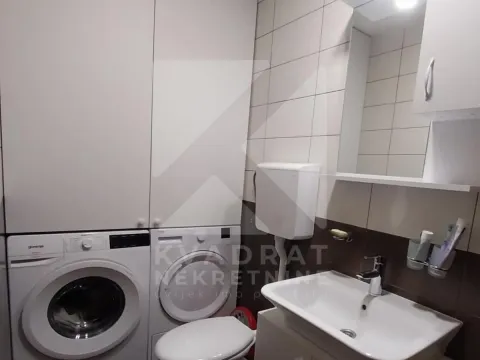 Prodaja, jednosoban stan, 47m², 1 maj, Podgorica - image 7