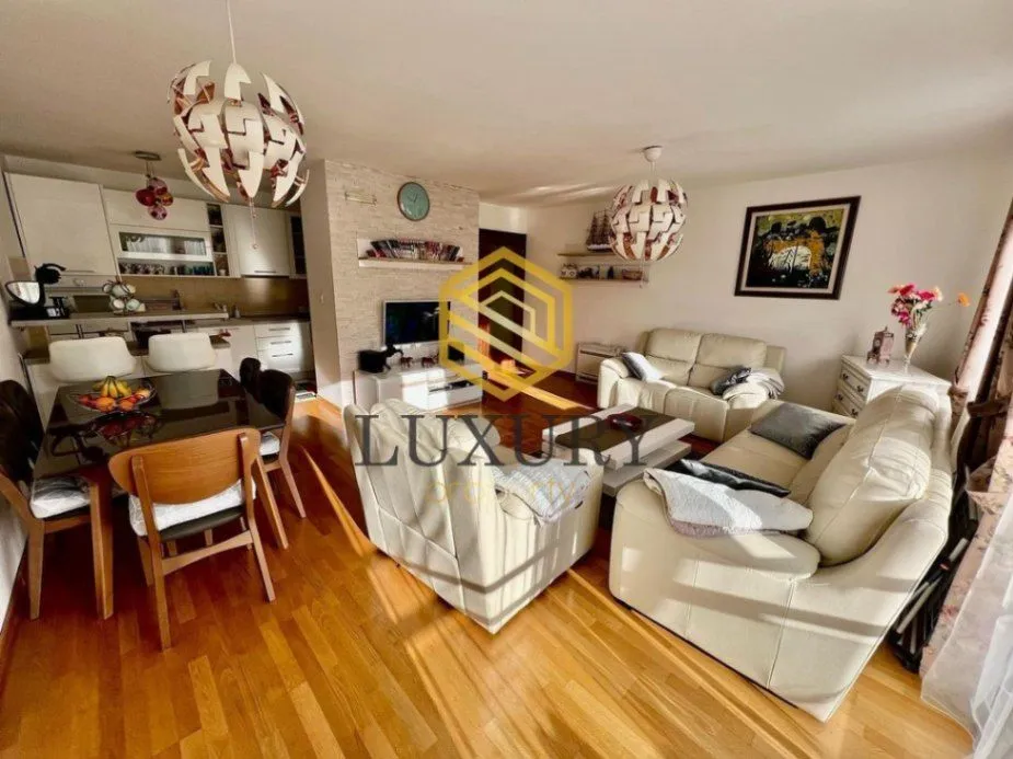 Prodaja, stan, 91m², Tološka šuma, Podgorica