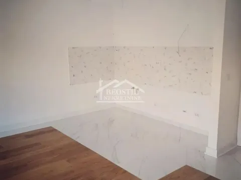 Rent, office space, 77m², Slavujev Venac, Zvezdara Sve Podlokacije - image 2