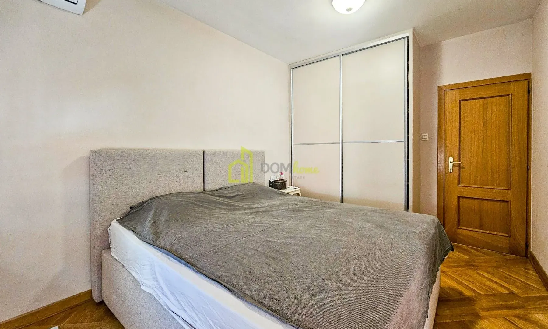 Izdavanje, trosoban stan, 130m², Preko Morače, Podgorica