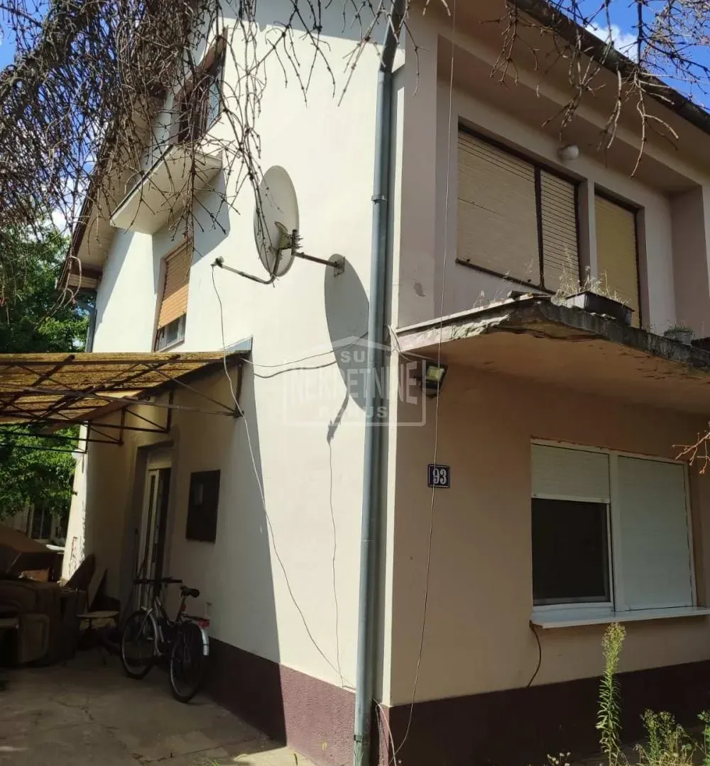 Prodaja, kuća, 200m², Makova Sedmica, Subotica