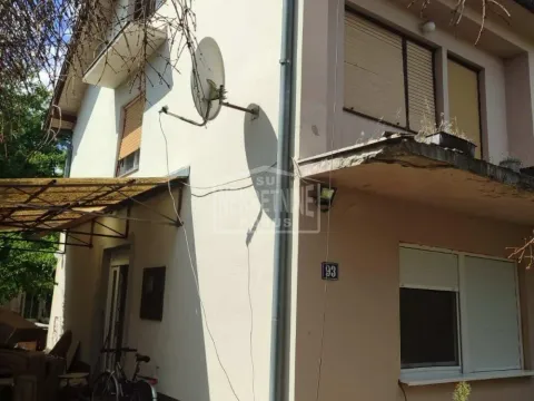 Prodaja, kuća, 200m², Makova Sedmica, Subotica - image 2