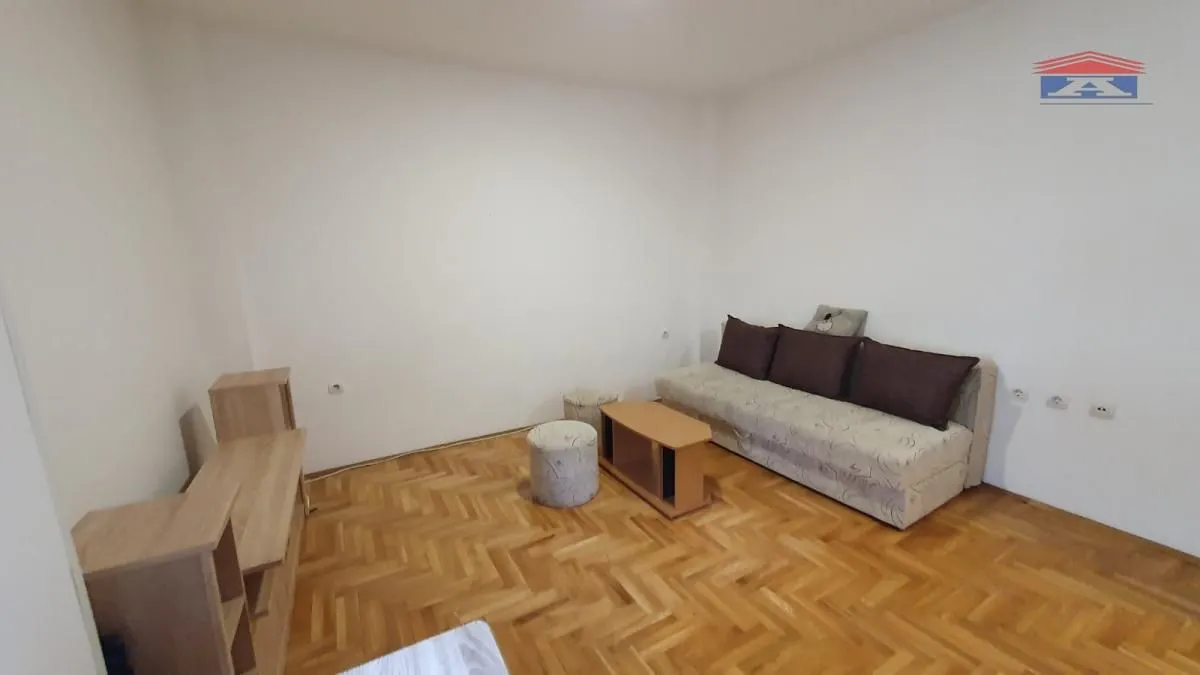 Rent, one bedroom apartment, 35m², Grbavica, Novi Sad Sve Podlokacije