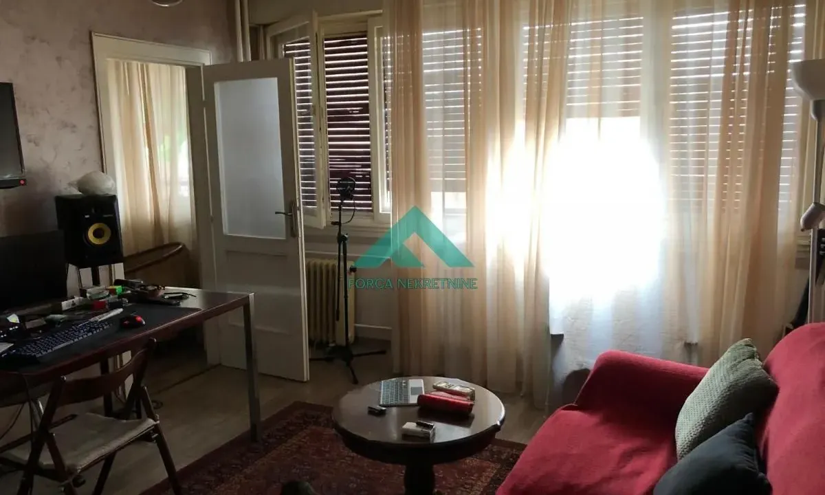 Prodaja, dvosoban stan, 70m², Brace Jerković, Voždovac Sve Podlokacije